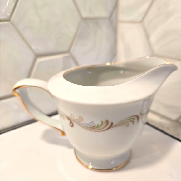 Sango Other - Vintage Sango Fine China Japan ‘Belaire’ Creamer Mid Century Gold Trim